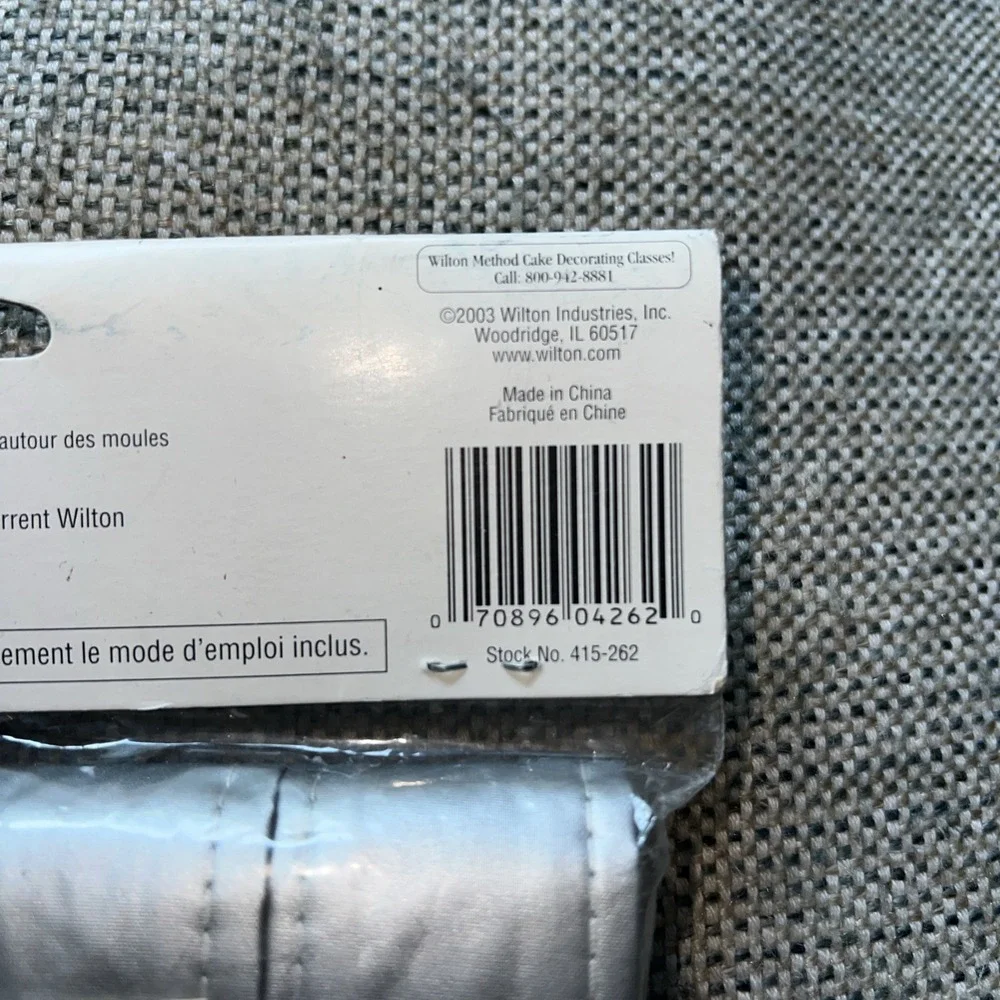 Wilton Bake Even Cake Strips Set of 4 Stock #415-262